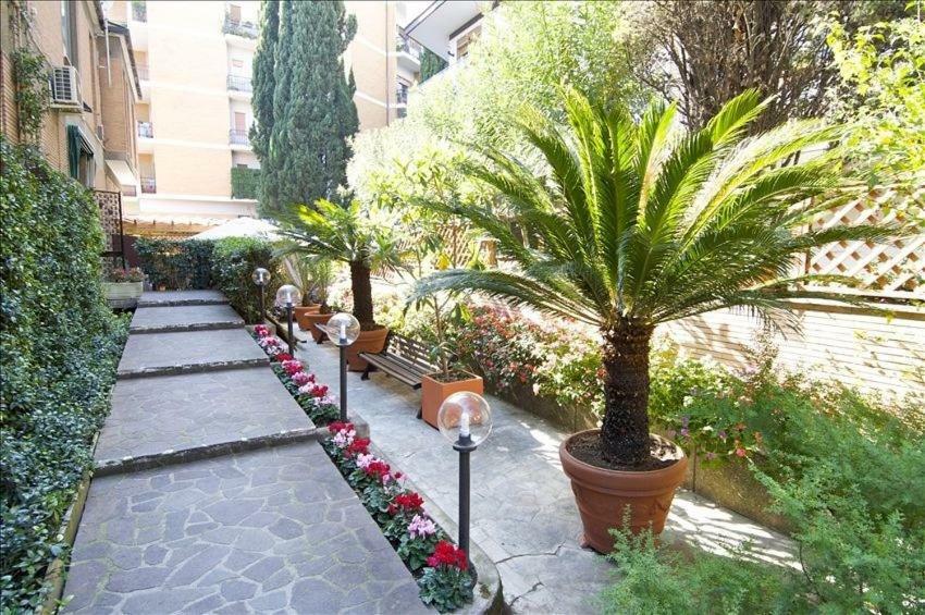 Bevagna Garden Apartment *